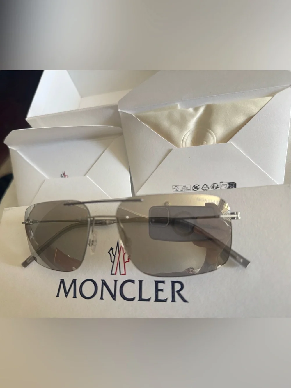 Moncler like new